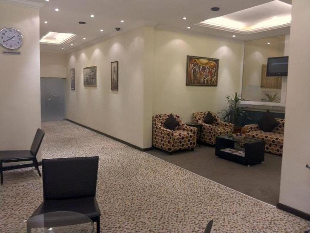 Blue Lodge Hotel Лагос Екстериор снимка